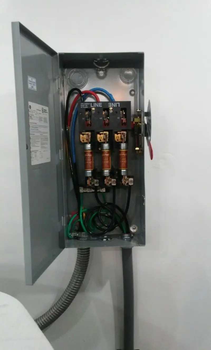 Three-phase disconnect switch installed for Electrical Wiring & Rewiring in Palmer Town